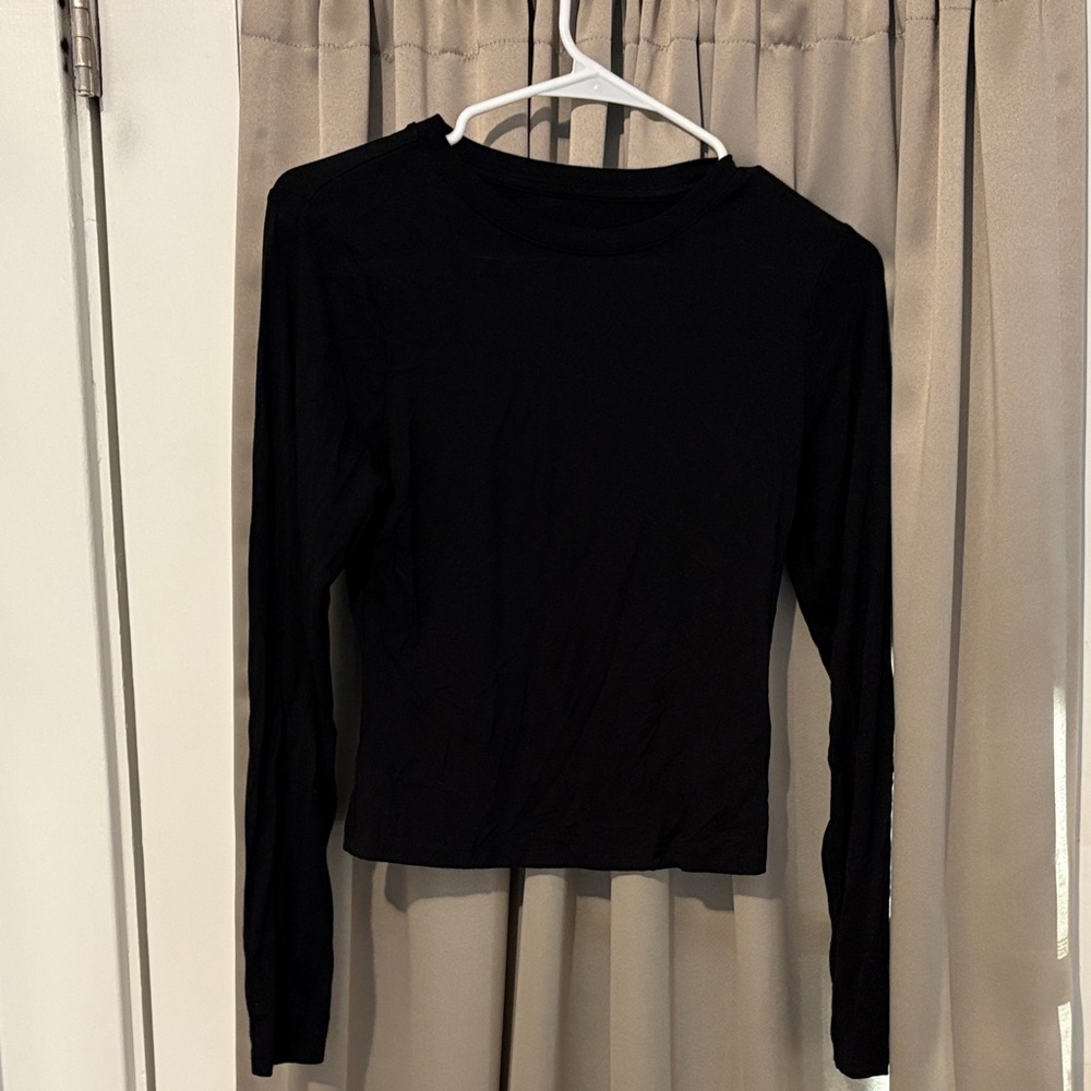 Wild Fable Black Long Sleeve Tee